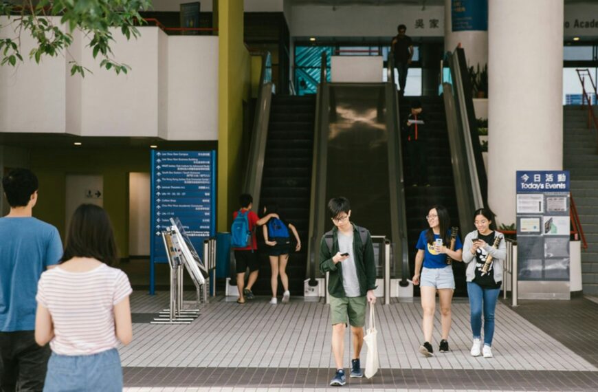 千萬教育公帑成利益肥肉 底層青年只能吃殘羹冷炙?