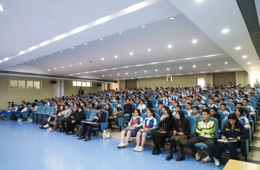 「大學智庫的研究生涯」